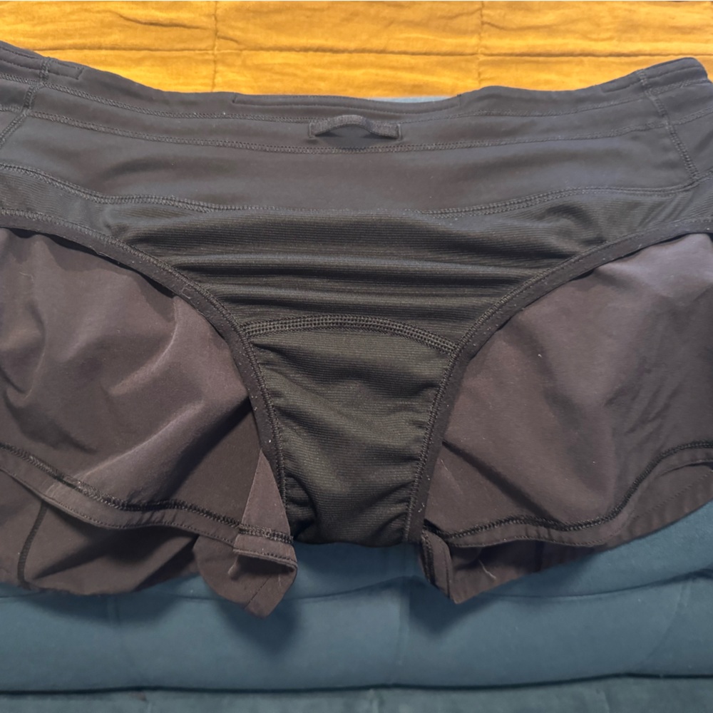 Bundle of 5 Lululemon “Speed Up” 2.5” shorts - Picture 3 of 16